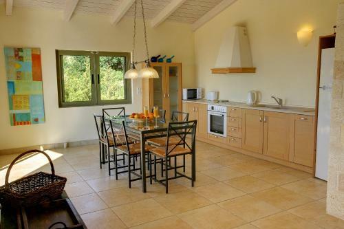 Villa Ideales Resort