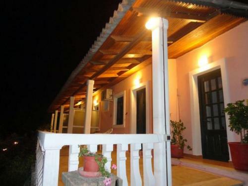 Hostal Anthimos Rooms