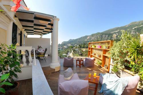 Aris Apartments