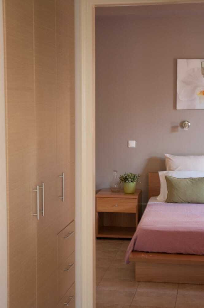 Akis Apartments