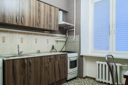 Domumetro Apartment On University 72 ? 2