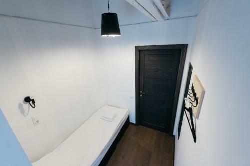 Keds. Hostel & Coffee House