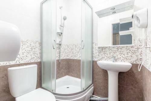 Voyage Hotel & Hostel