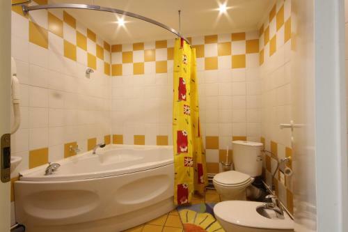 Hotel Nadezhda And K