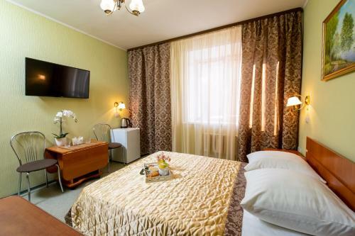 Hotel ?????
