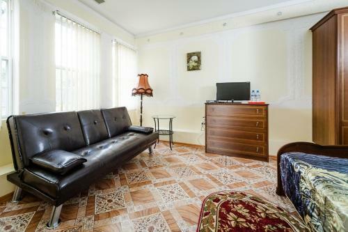 Hostal Orkhidea