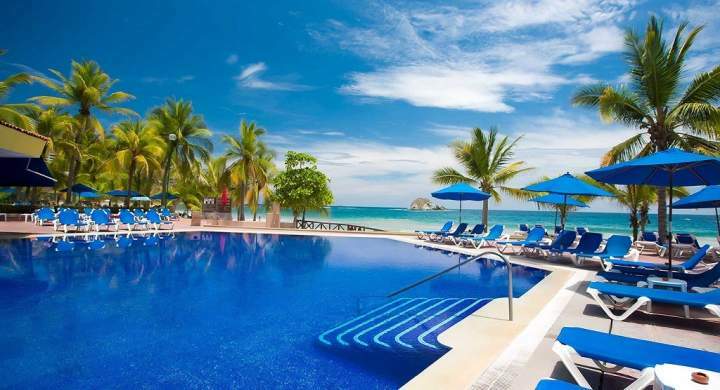 Hotel Barcel� Ixtapa