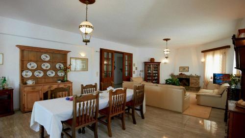 Villa Rithymna Mansion