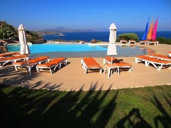 Apartamento Kefalosbay Residence