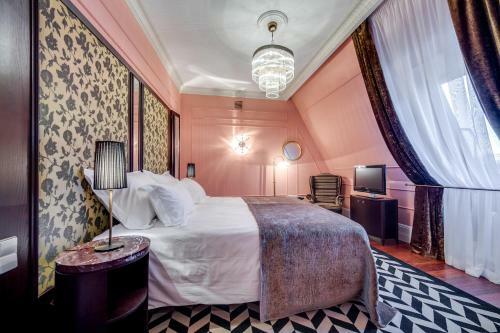 Dom Boutique Hotel By Authentic Hotels