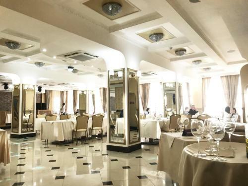 Hotel Saint Lake (? ??????? ?????)