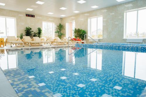 Hotel Saint Lake (? ??????? ?????)