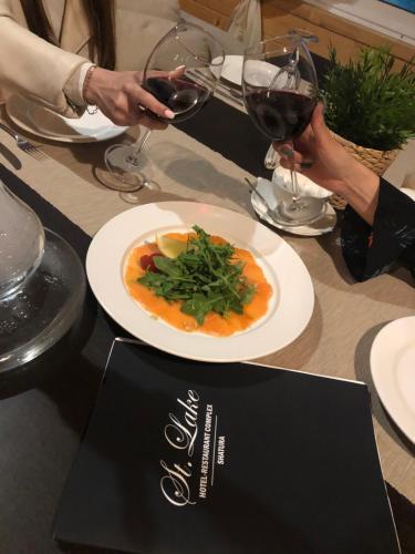 Hotel Saint Lake (? ??????? ?????)