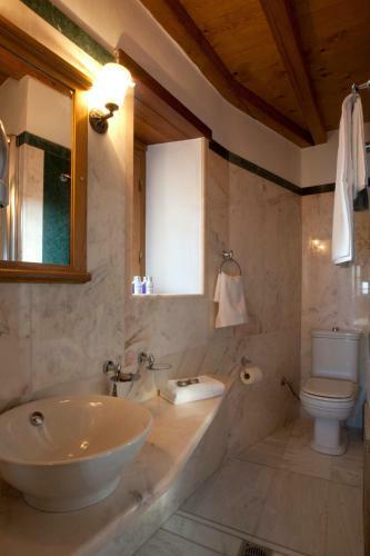 Likinia Hotel