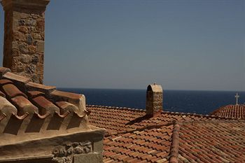 Hostal Theophano Art Hotel