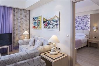 Hotel Princess Kyniska Suites