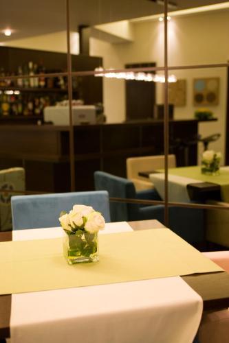 Onira Boutique Hotel