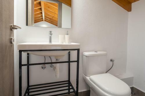 Camping Linaraki Apartments & Bungalows