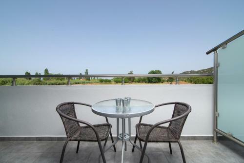 A Ponte Studios & Apartments