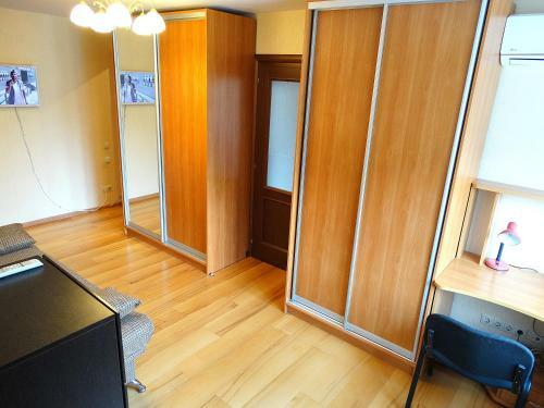 Apartamento Inndays On Bazhenova