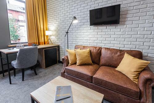 Key Hotel
