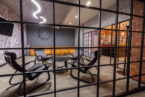 Key Hotel