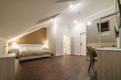 Rossi Hotel
