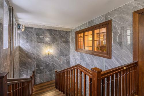 Chester Hotel