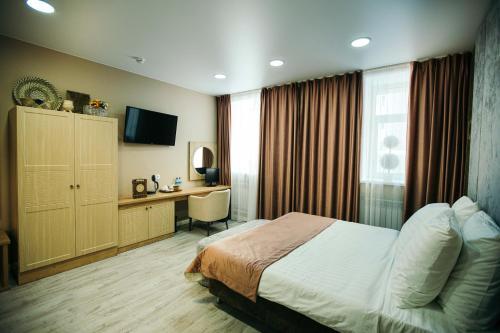 Hotel ?????