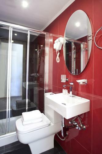 Viaros Hotel Apartments