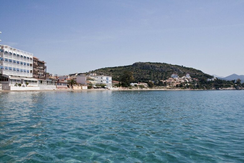 Hotel Tolo