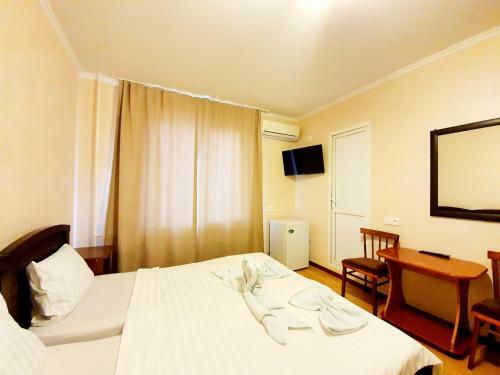 Hotel Loootel
