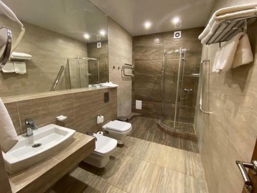 Hotel Golden Hills