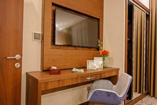 Emerald Hotel