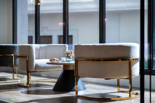 Vittori Palace Hotel And Residences
