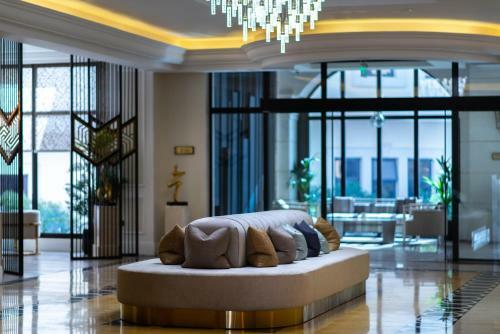 Vittori Palace Hotel And Residences