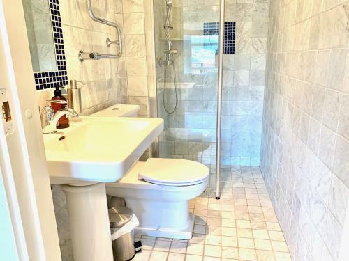 Villa �re Travel - Tottvillan