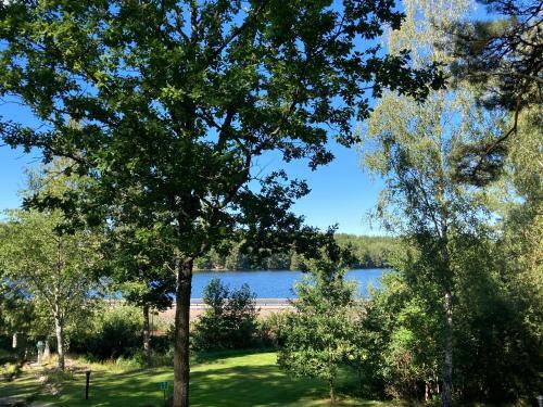 L�ngsj�n Stugor & Camping