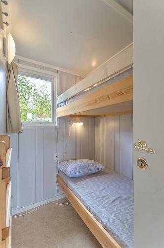 Kustcamp Ek�n