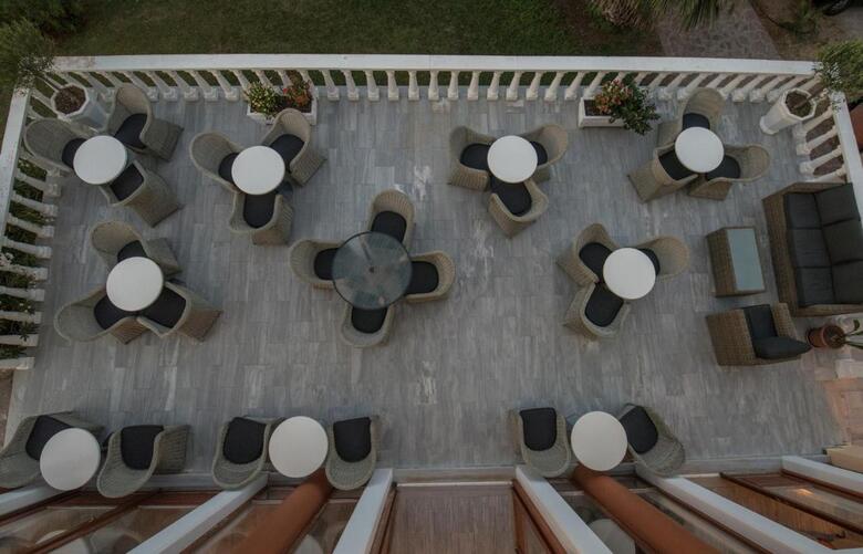 Alma Hotel