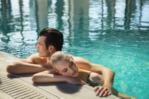 Sani Beach Hotel & Spa