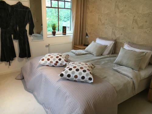 Bed & Breakfast �regrund Bnb
