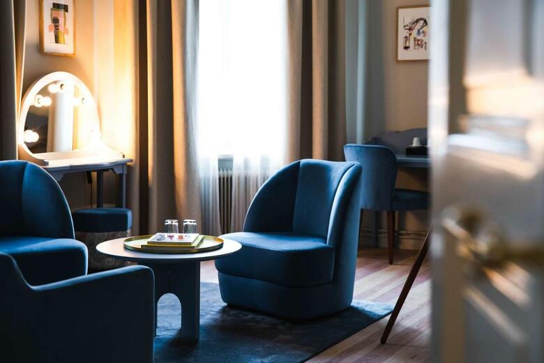 Hotel Ruth; Bw Premier Collection
