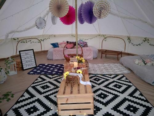 Exclusive Glamping Studio