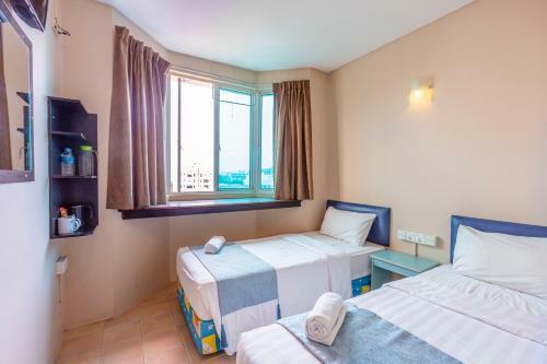 K Hotel 1515 (Staycation Approved)