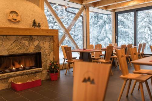 Hotel Guesthouse Lajnar