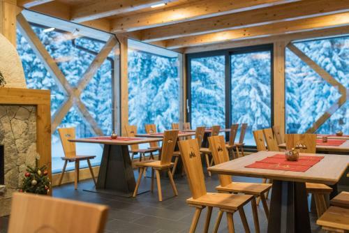 Hotel Guesthouse Lajnar