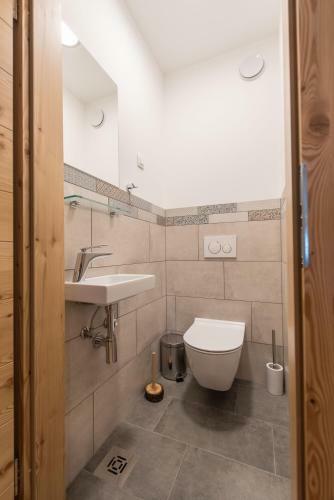 Hotel Guesthouse Lajnar