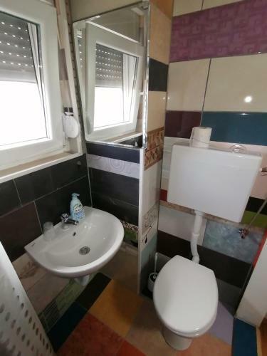 Hostal Rooms Vila Medena