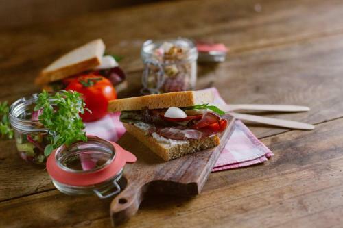 Bed & Breakfast Tourist Farm Firbas